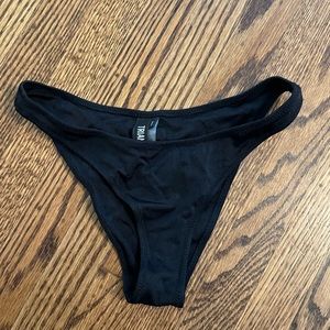 Triangl Swimwear Mica black high cut bikini bottom size Small